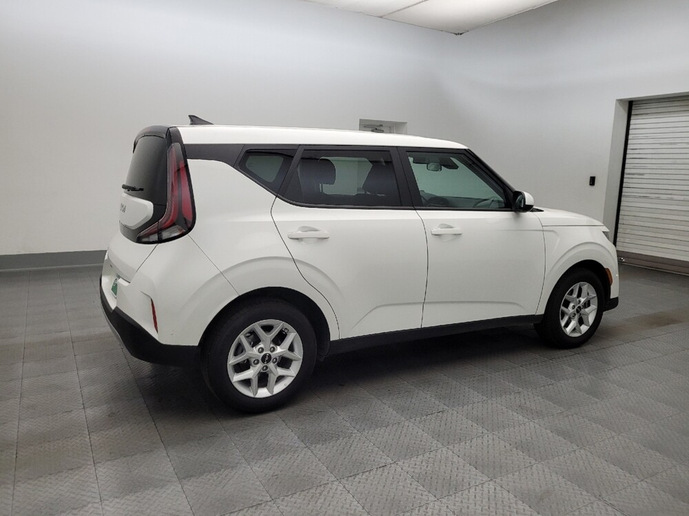 2025 Kia Soul in Albuquerque, NM 87113 - 18118059 10