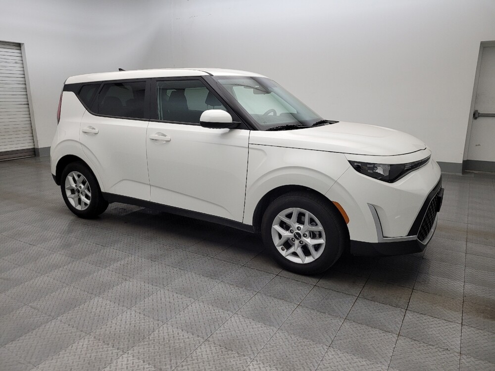 2025 Kia Soul in Albuquerque, NM 87113 - 18118059 11