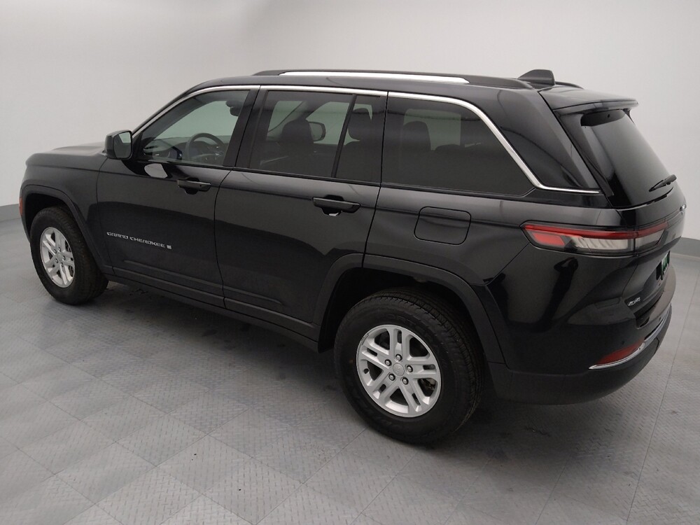 2023 Jeep Grand Cherokee in St. Louis, MO 63136 - 18118061 3