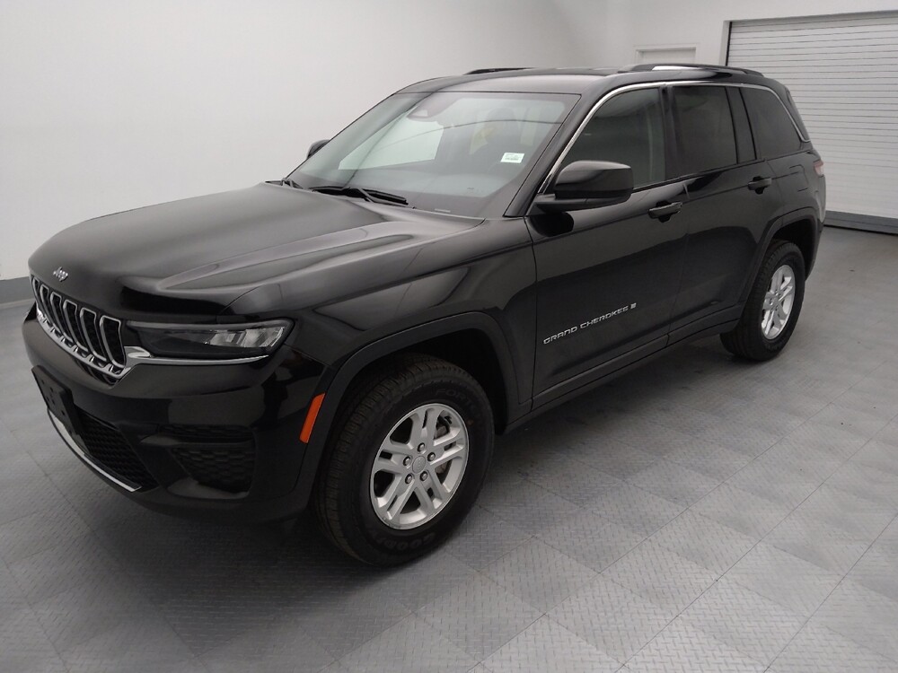2023 Jeep Grand Cherokee in St. Louis, MO 63136 - 18118061 2