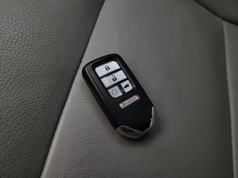 2019 Honda Pilot in Mesa, AZ 85210 - 18118063 32