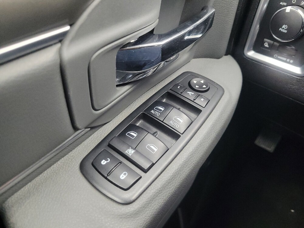 2018 RAM 1500 in Highland, IN 46322 - 18118069 27