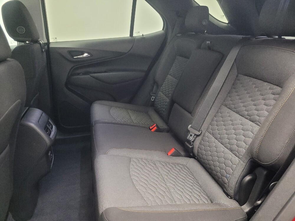 2020 Chevrolet Equinox in Indianapolis, IN 46222 - 18118072 18