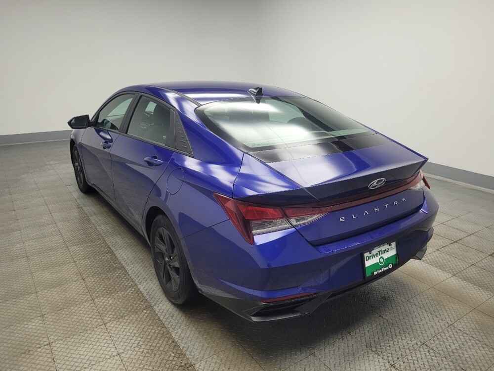 2023 Hyundai Elantra in Mishawaka, IN 46545 - 18118074 5