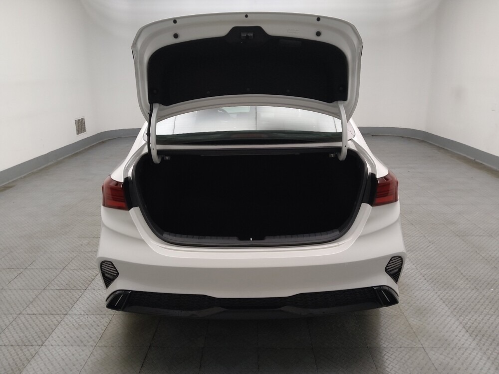 2023 Kia Forte in Midlothian, IL 60445 - 18118077 29