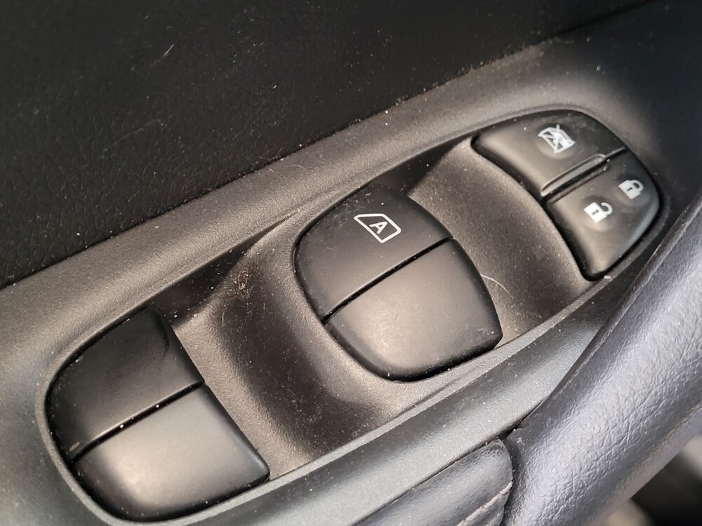 2019 Nissan Rogue in Sanford, FL 32773 - 18118085 27