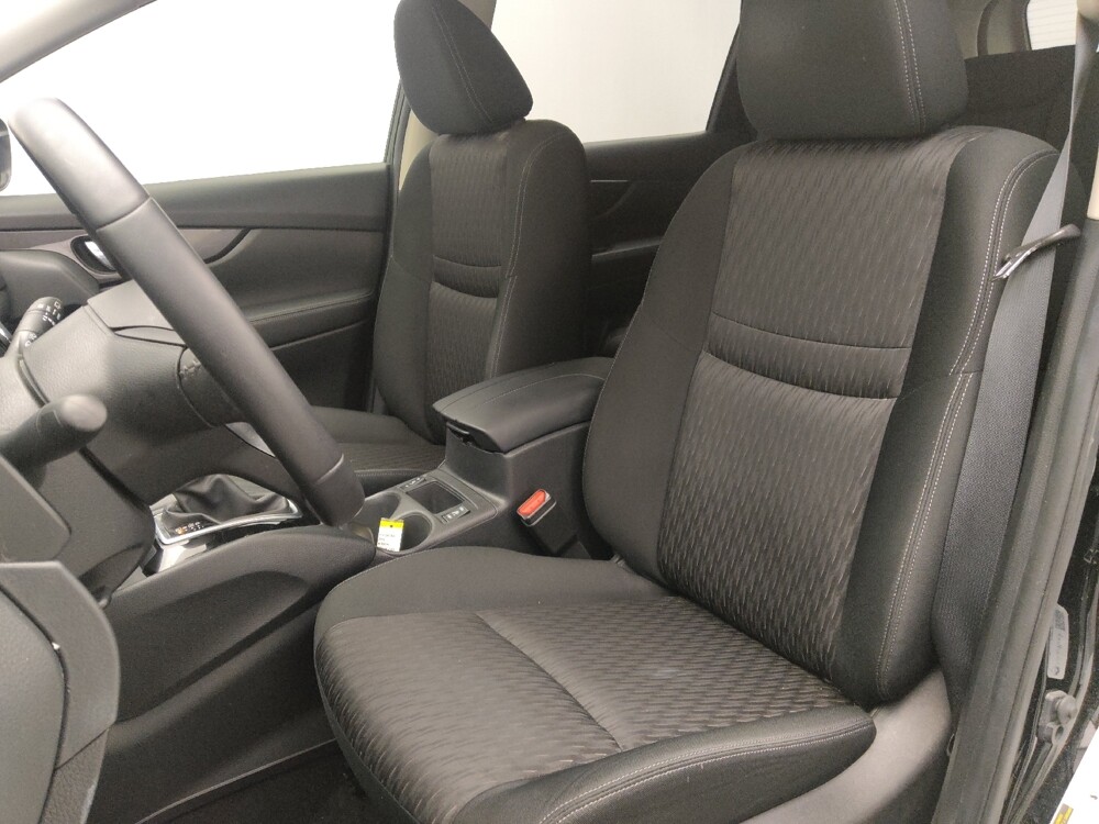 2019 Nissan Rogue in Sanford, FL 32773 - 18118085 17