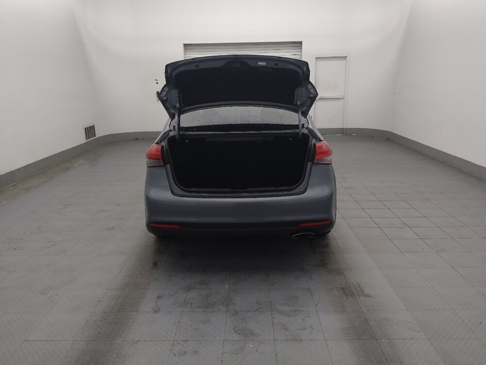 2017 Kia Forte in Fort Myers, FL 33907 - 18118088 29