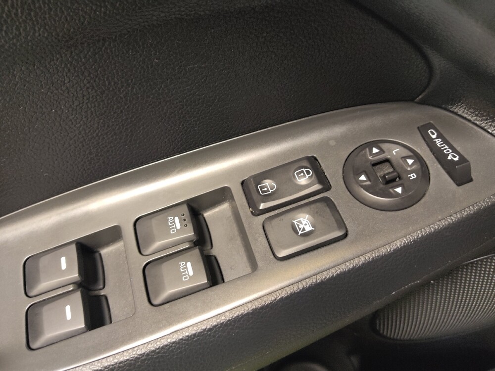 2017 Kia Forte in Fort Myers, FL 33907 - 18118088 27