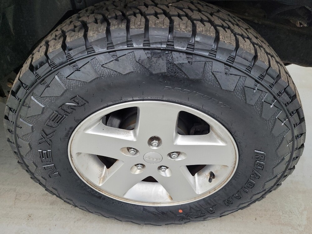 2014 Jeep Wrangler in Columbus, OH 43228 - 18118089 31