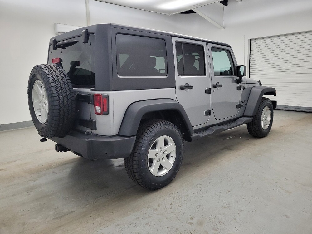 2014 Jeep Wrangler in Columbus, OH 43228 - 18118089 10