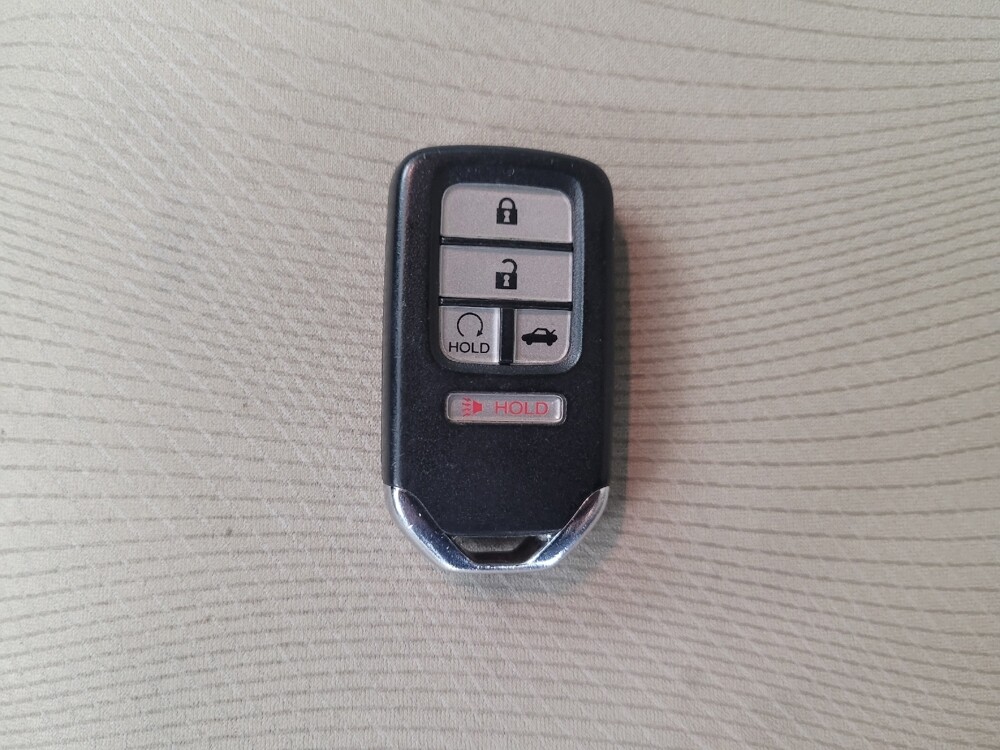 2017 Honda Accord in Madison, TN 37115 - 18118097 32