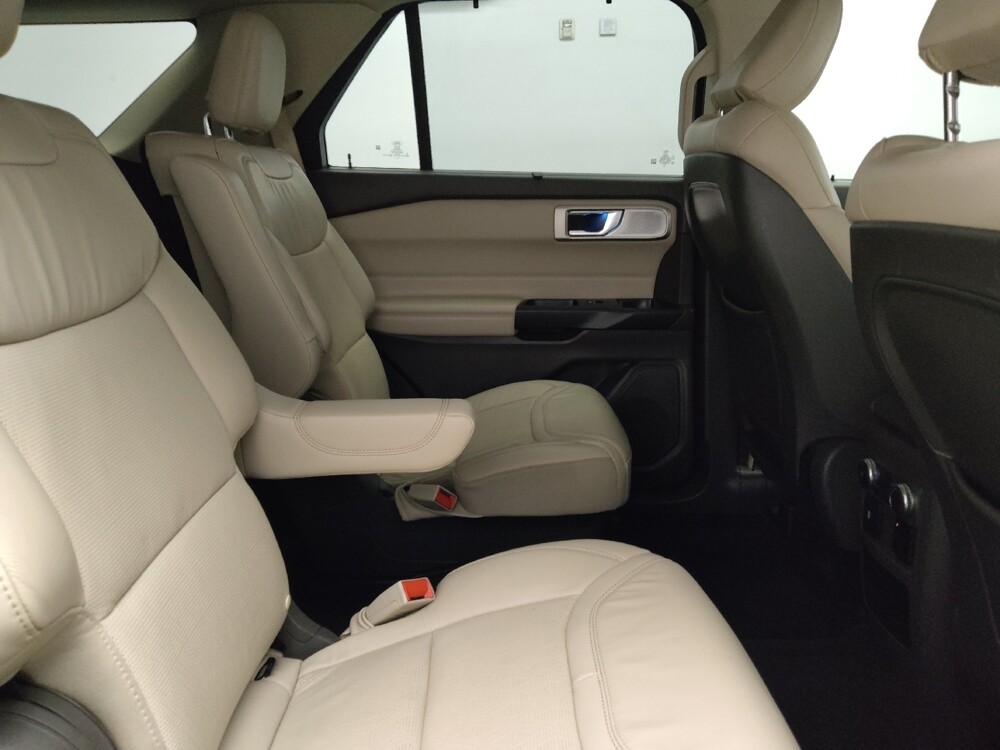 2020 Ford Explorer in Fort Worth, TX 76116 - 18118100 19