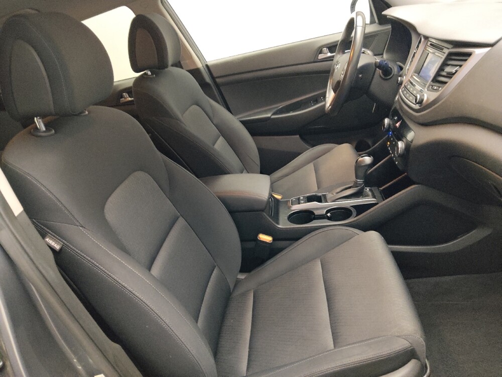 2016 Hyundai Tucson in Macon, GA 31210 - 18118101 21
