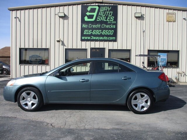 2009 Pontiac G6 in Oak Grove, MO 64075 - 18118114 8