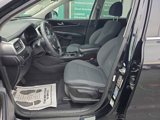 2019 Kia Sorento in Knoxville, TN 37912 - 18118130 6