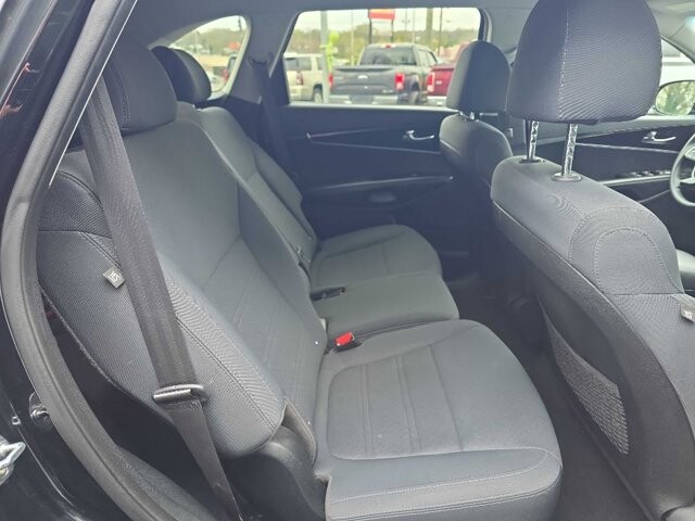 2019 Kia Sorento in Knoxville, TN 37912 - 18118130 10