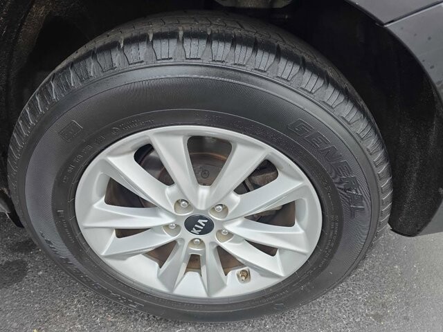 2019 Kia Sorento in Knoxville, TN 37912 - 18118130 15