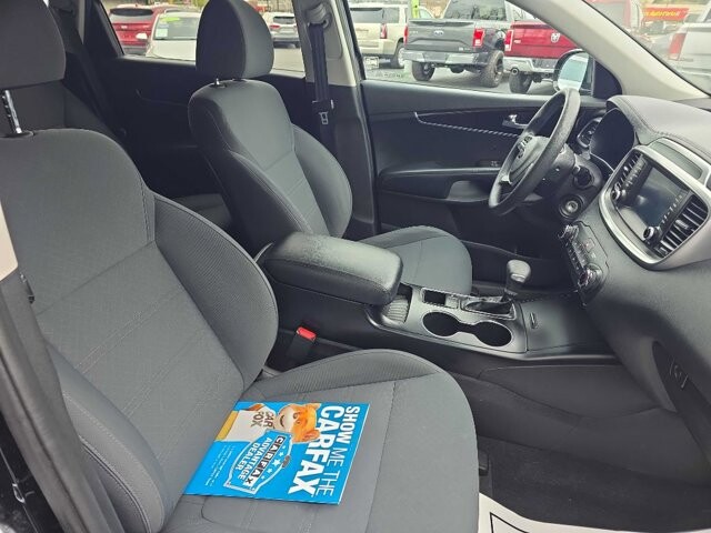 2019 Kia Sorento in Knoxville, TN 37912 - 18118130 9
