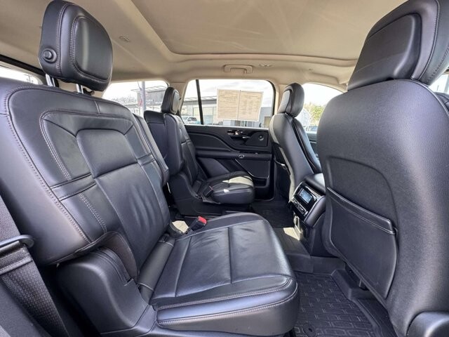 2020 Lincoln Aviator in Winchester, VA 22602 - 18118147 10