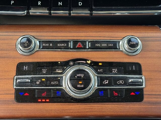 2020 Lincoln Aviator in Winchester, VA 22602 - 18118147 21