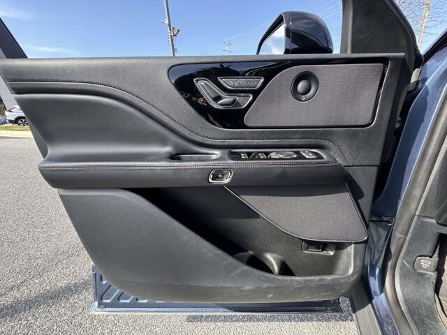 2020 Lincoln Aviator in Winchester, VA 22602 - 18118147 14