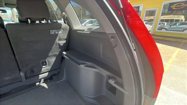 2011 Honda CR-V in Greenville, SC 29607 - 18118159 29