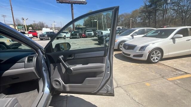 2011 Honda CR-V in Greenville, SC 29607 - 18118159 16