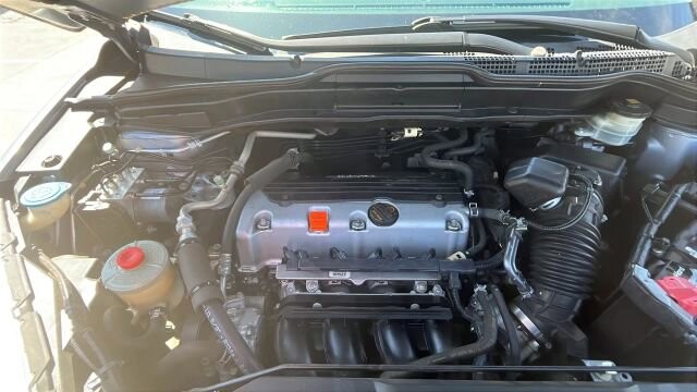 2011 Honda CR-V in Greenville, SC 29607 - 18118159 10