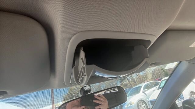 2011 Honda CR-V in Greenville, SC 29607 - 18118159 47