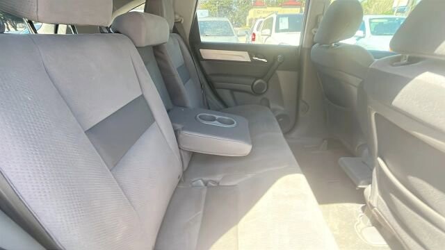 2011 Honda CR-V in Greenville, SC 29607 - 18118159 27