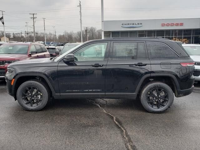 2026 Jeep Grand Cherokee in Bedford, OH 44146 - 18118164 2