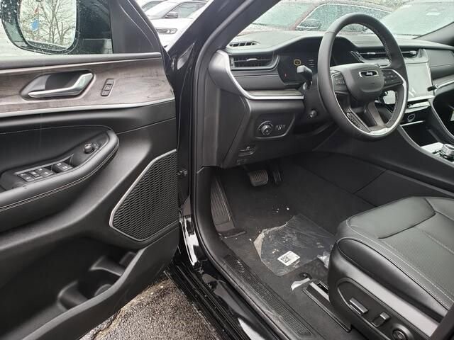 2026 Jeep Grand Cherokee L in Bedford, OH 44146 - 18118166 6