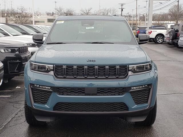 2026 Jeep Grand Cherokee in Bedford, OH 44146 - 18118167 5