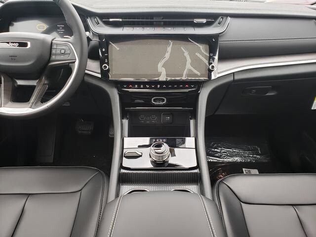 2026 Jeep Grand Cherokee L in Bedford, OH 44146 - 18118168 9