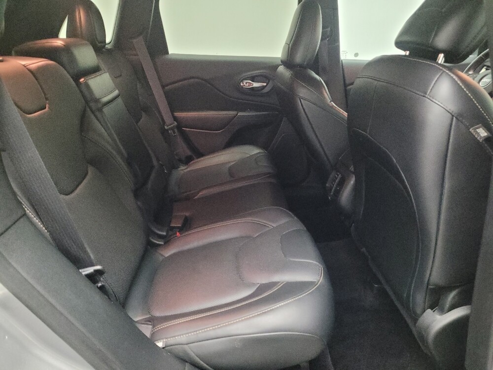 2016 Jeep Cherokee in Downey, CA 90241 - 18118173 19