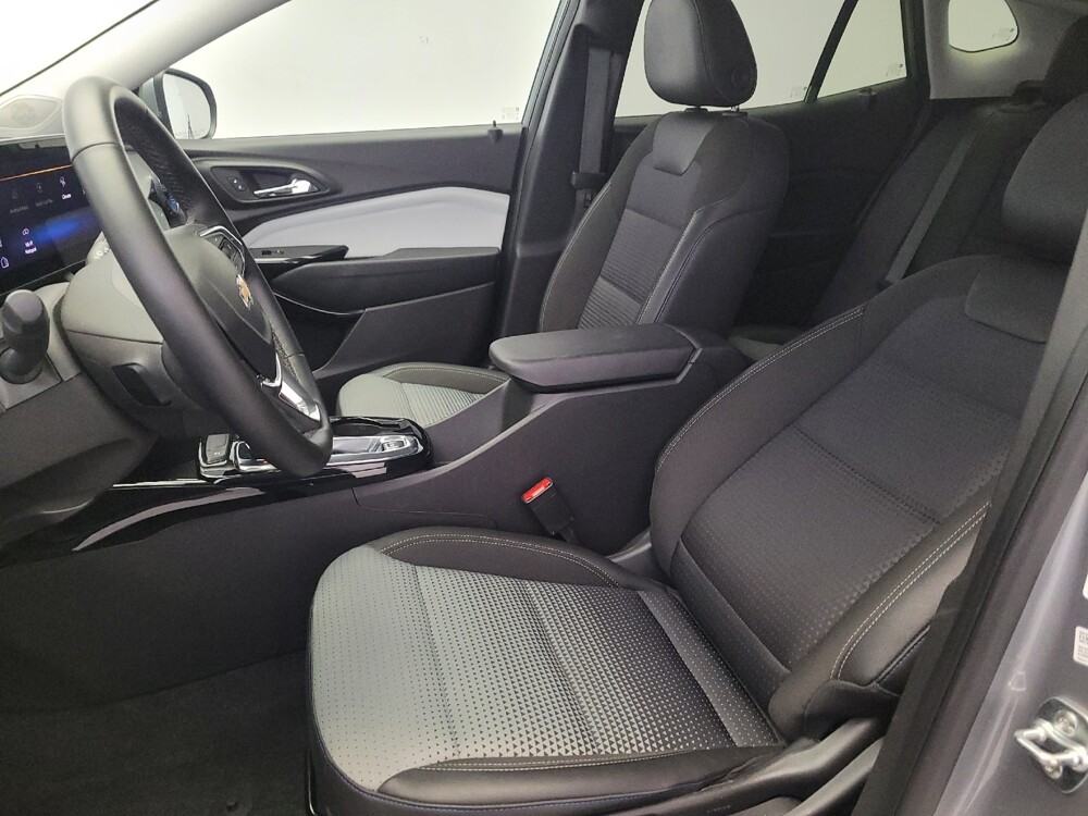 2025 Chevrolet Trax in Torrance, CA 90504 - 18118178 17