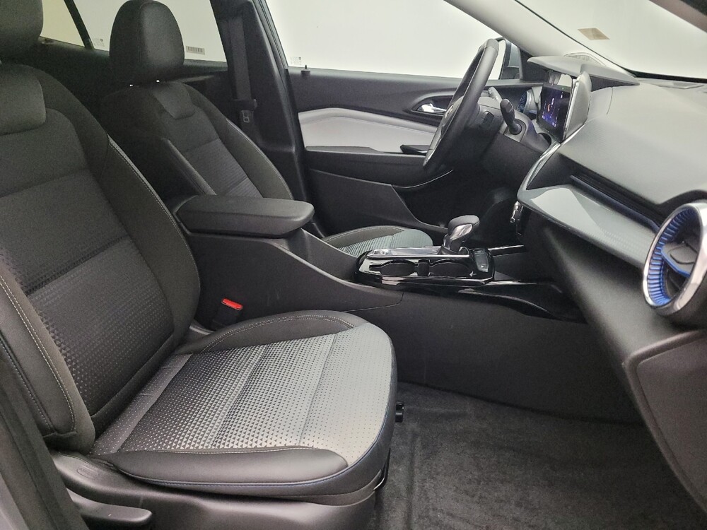 2025 Chevrolet Trax in Torrance, CA 90504 - 18118178 21