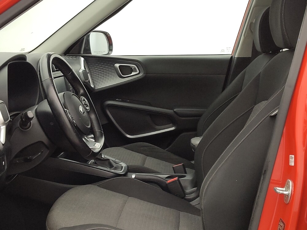 2020 Kia Soul in Fort Myers, FL 33907 - 18118187 17