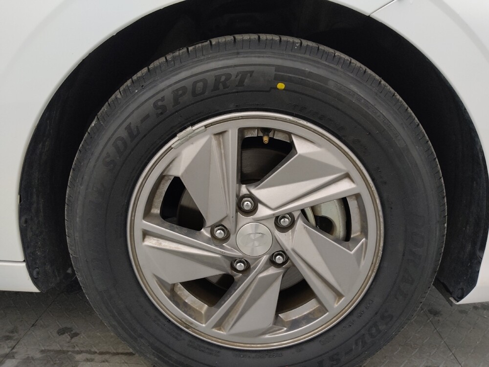 2025 Hyundai Elantra in Tampa, FL 33612 - 18118188 31