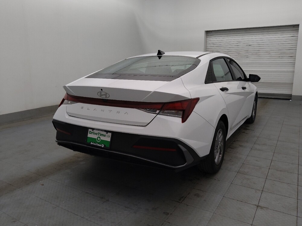 2025 Hyundai Elantra in Tampa, FL 33612 - 18118188 9