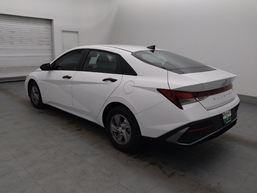 2025 Hyundai Elantra in Tampa, FL 33612 - 18118188 3