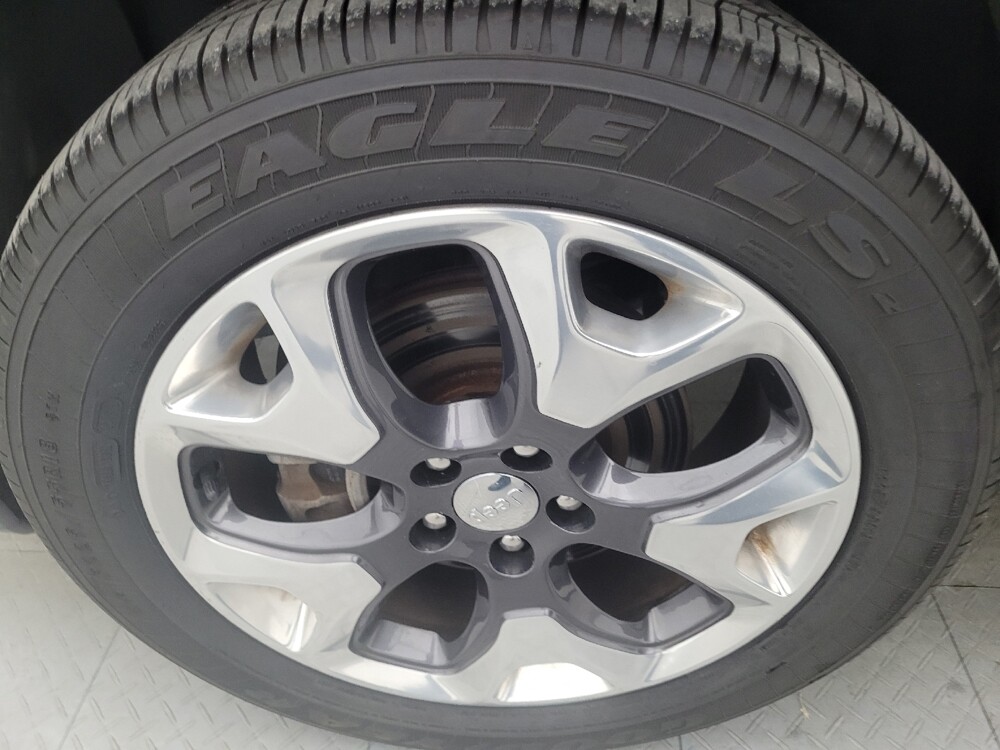 2018 Jeep Compass in Tampa, FL 33612 - 18118206 31