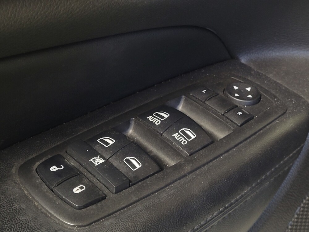 2017 Jeep Grand Cherokee in Clearwater, FL 33764 - 18118207 27