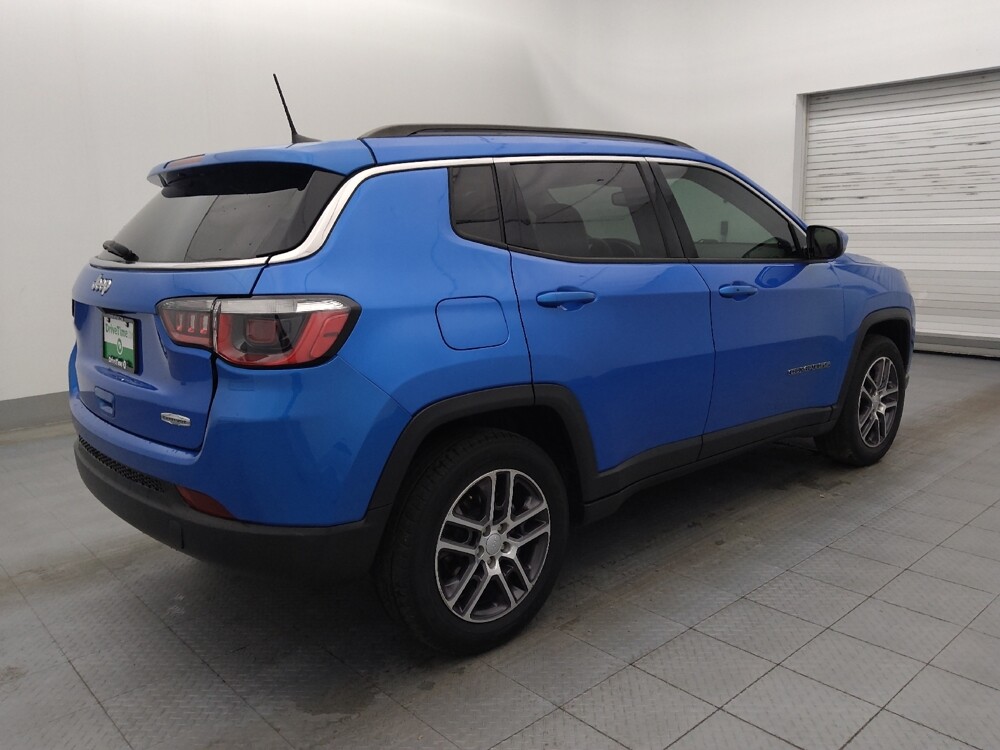 2018 Jeep Compass in Clearwater, FL 33764 - 18118209 10