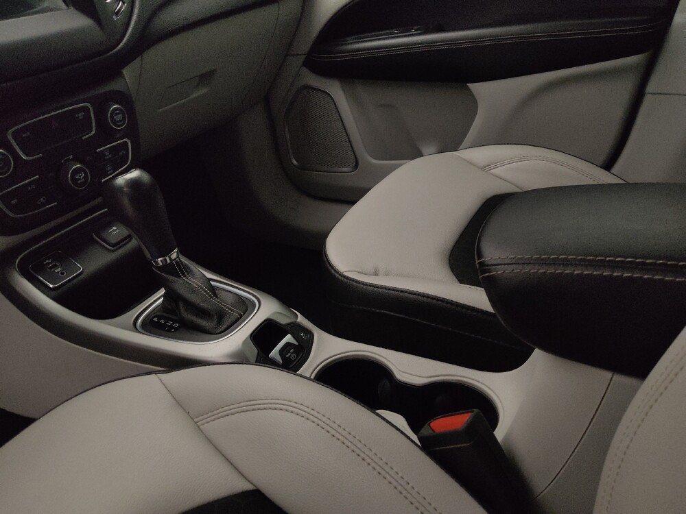 2018 Jeep Compass in Clearwater, FL 33764 - 18118209 26