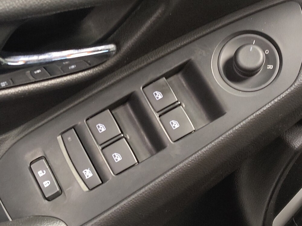 2020 Chevrolet Trax in Fort Myers, FL 33907 - 18118211 27