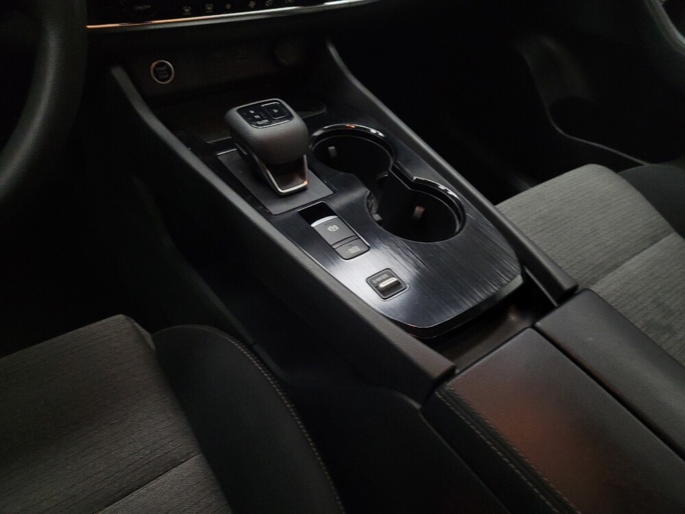 2023 Nissan Rogue in Las Vegas, NV 89104 - 18118218 26