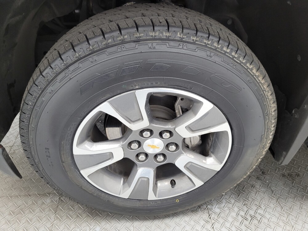 2015 Chevrolet Colorado in Las Vegas, NV 89102 - 18118219 31