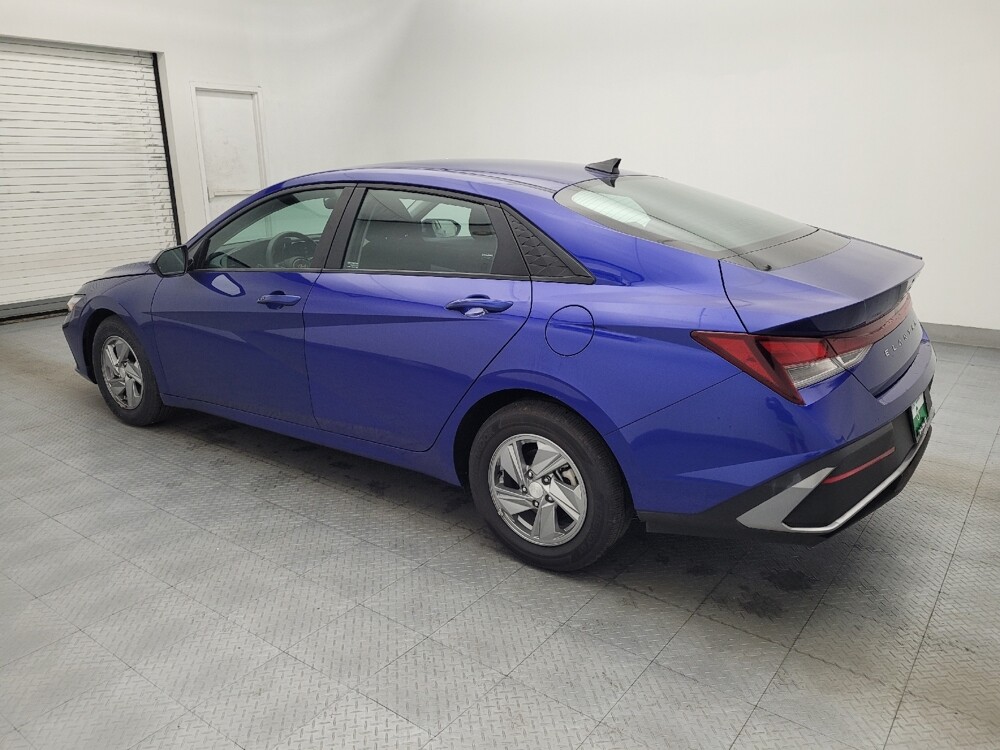 2024 Hyundai Elantra in Charlotte, NC 28213 - 18118248 3